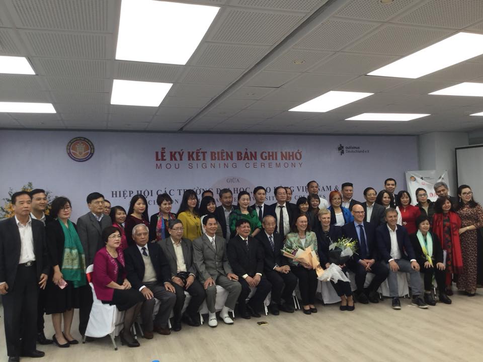 Trường GD Dạy Nghề Thanh Xuân Làm việc cùng Hiệp Hội các Trường Cao đẳng và Đại học cùng Hiệp hội CH Liên Bang Đức