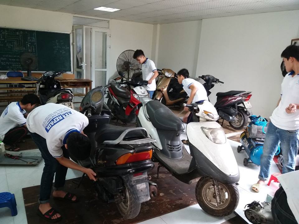 Nghề sửa chữa xe máy có làm giàu được không?