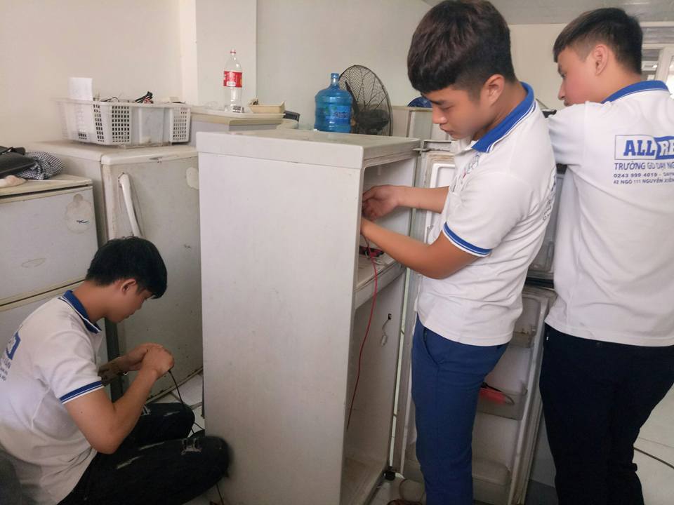 học sửa chữa điện lạnh