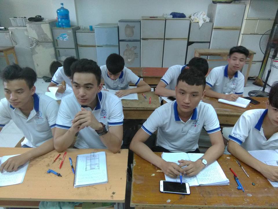 lớp học sửa chữa điện lạnh
