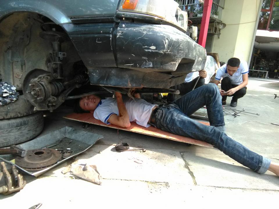 Lý do nên học nghề sửa chữa ô tô